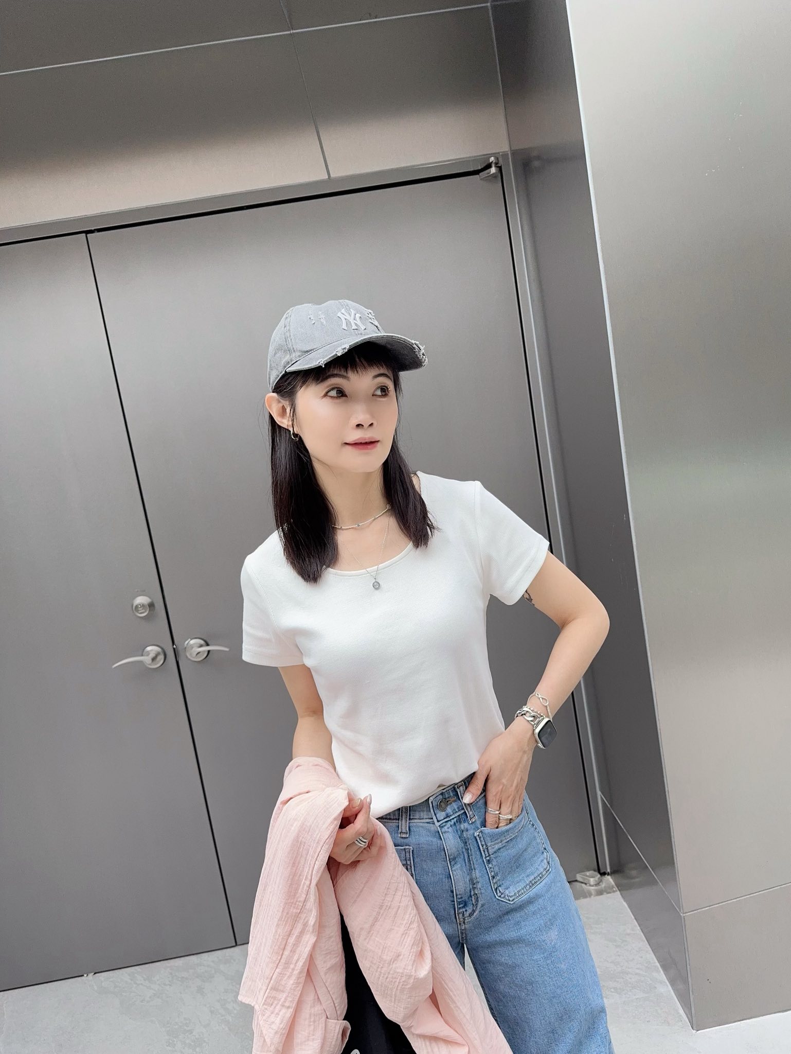 A07.百搭女孩彈性纖瘦TEE