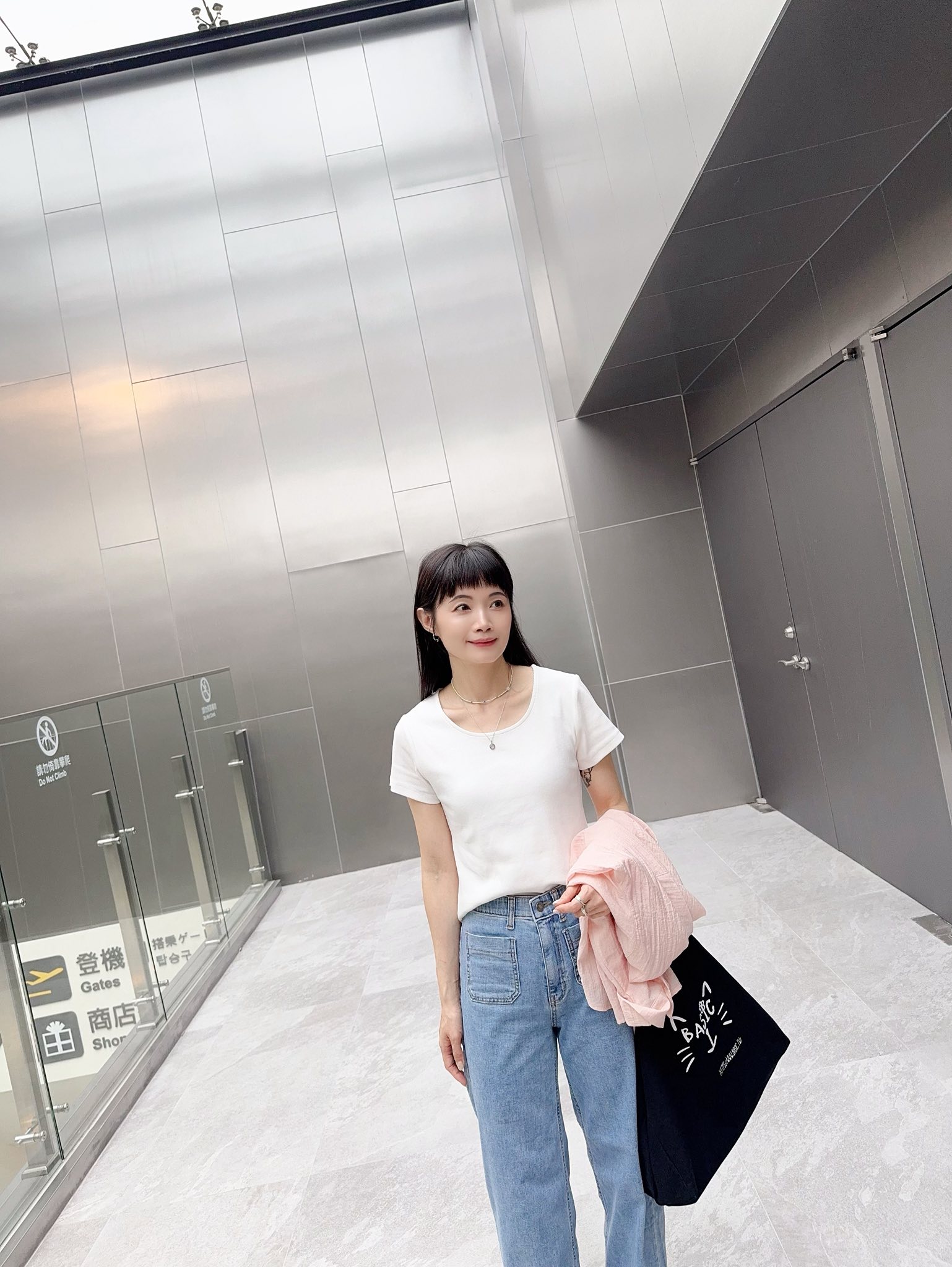 A07.百搭女孩彈性纖瘦TEE