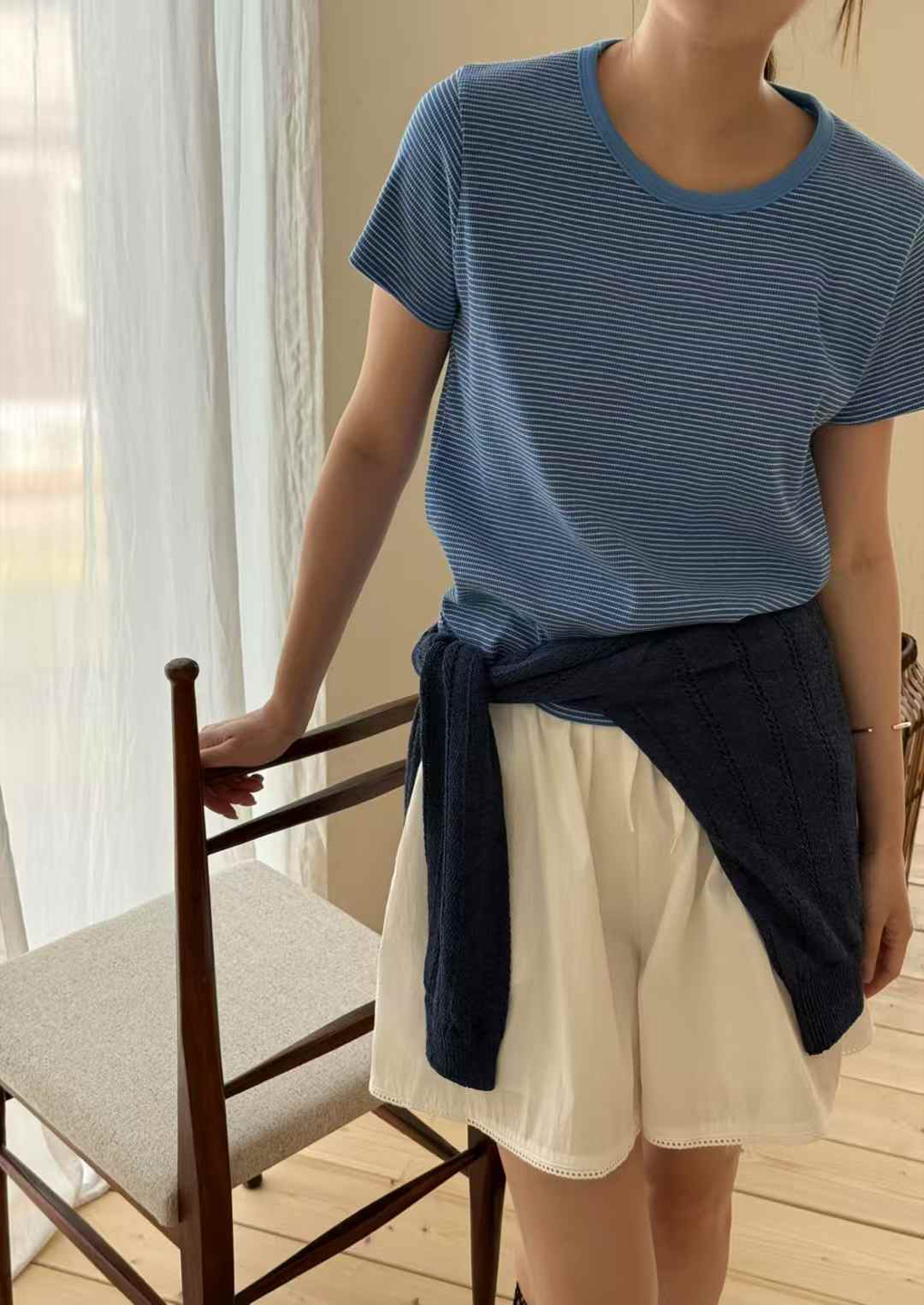 A42.瘦瘦歐膩滾邊條紋TEE