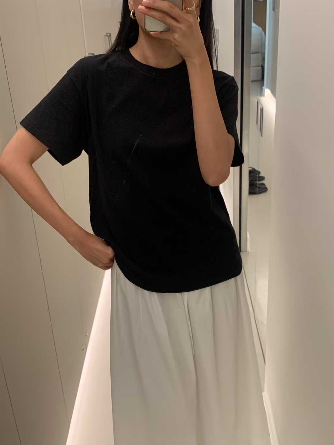 A71.清爽家亮眼短袖素TEE