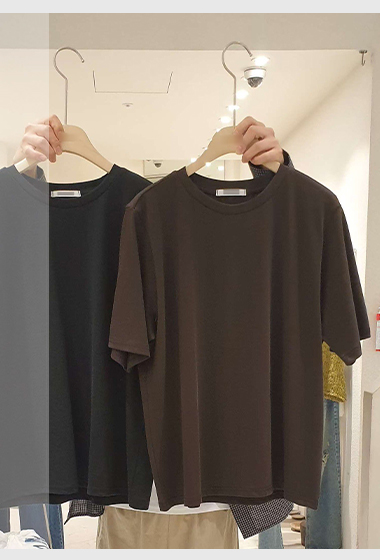A54.小臉歐膩初秋短袖素TEE