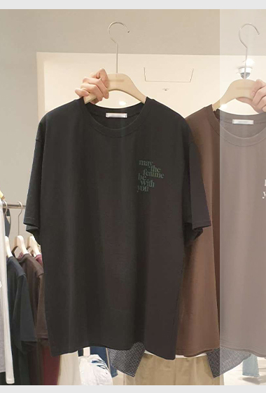 A52.小臉歐膩印字小標語TEE