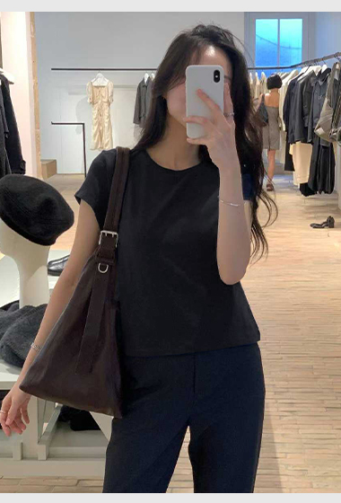 B106.好身材舒適圓領TEE