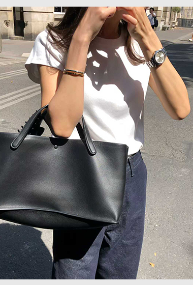 B32.清爽家俐落素雅棉短TEE