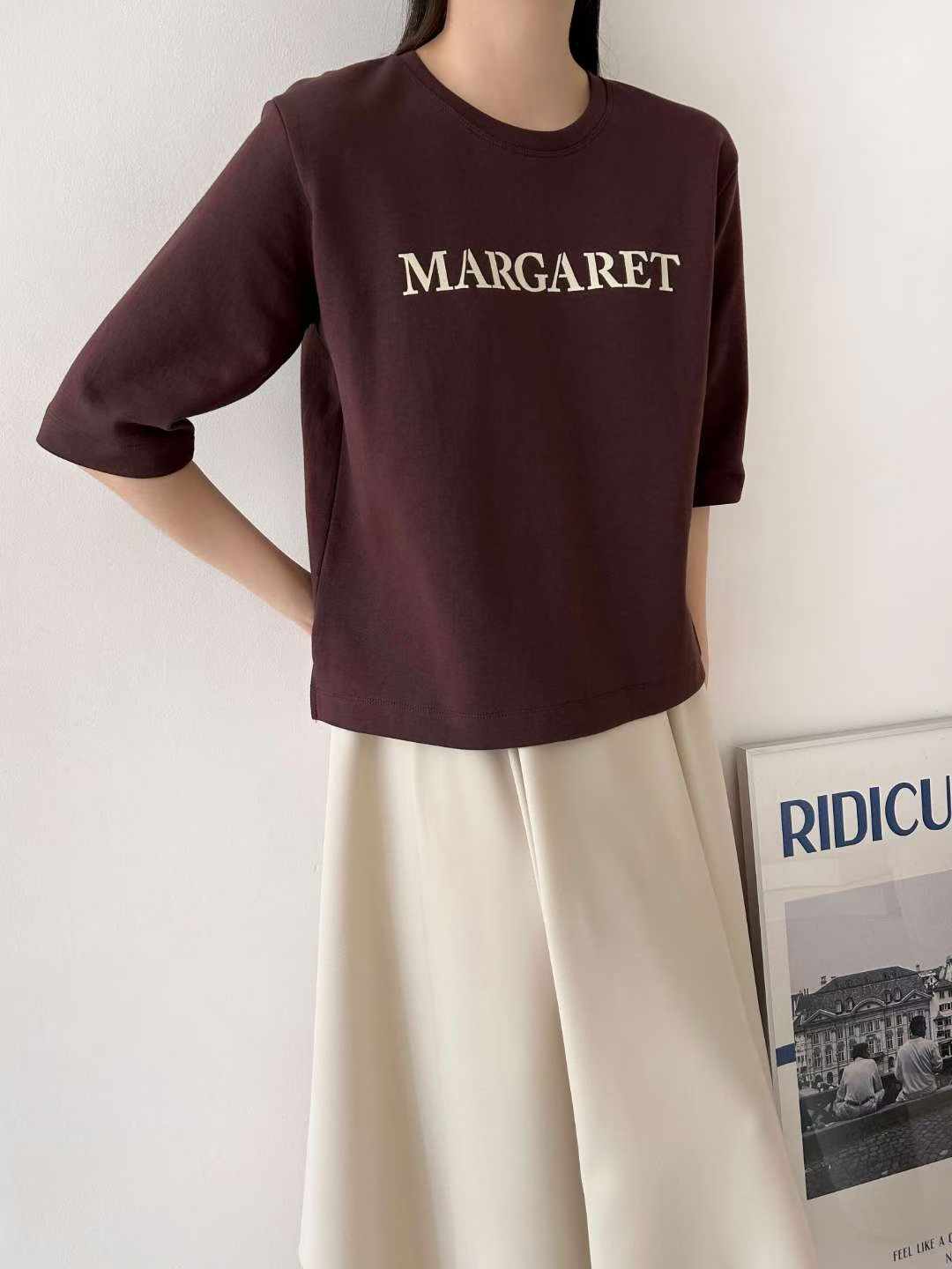C22.秋韻MARGARET印字TEE
