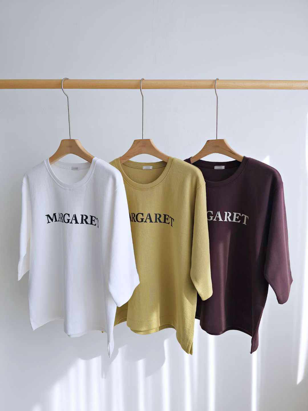 C22.秋韻MARGARET印字TEE