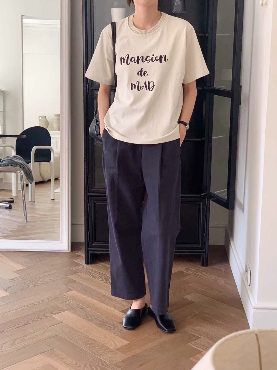A10.法式甜美字母刺繡TEE