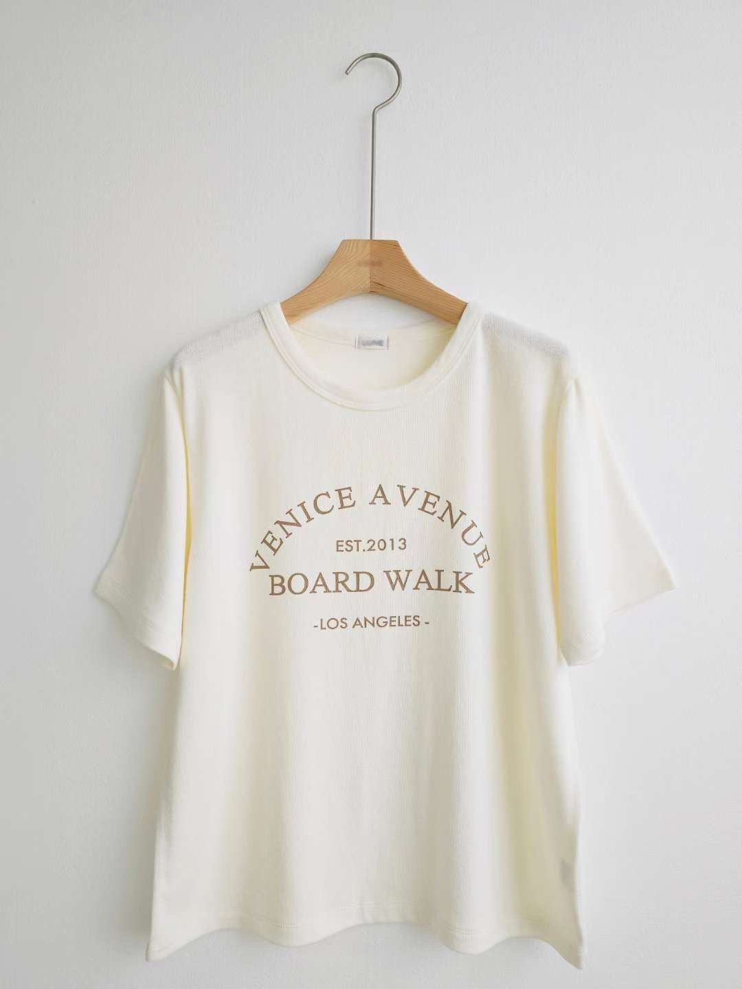 C30.韓國柔軟Q彈印字TEE