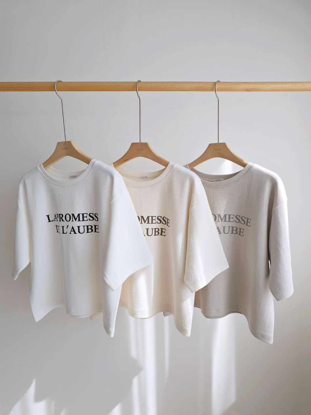 A34.韓妞淡色休閒印字TEE