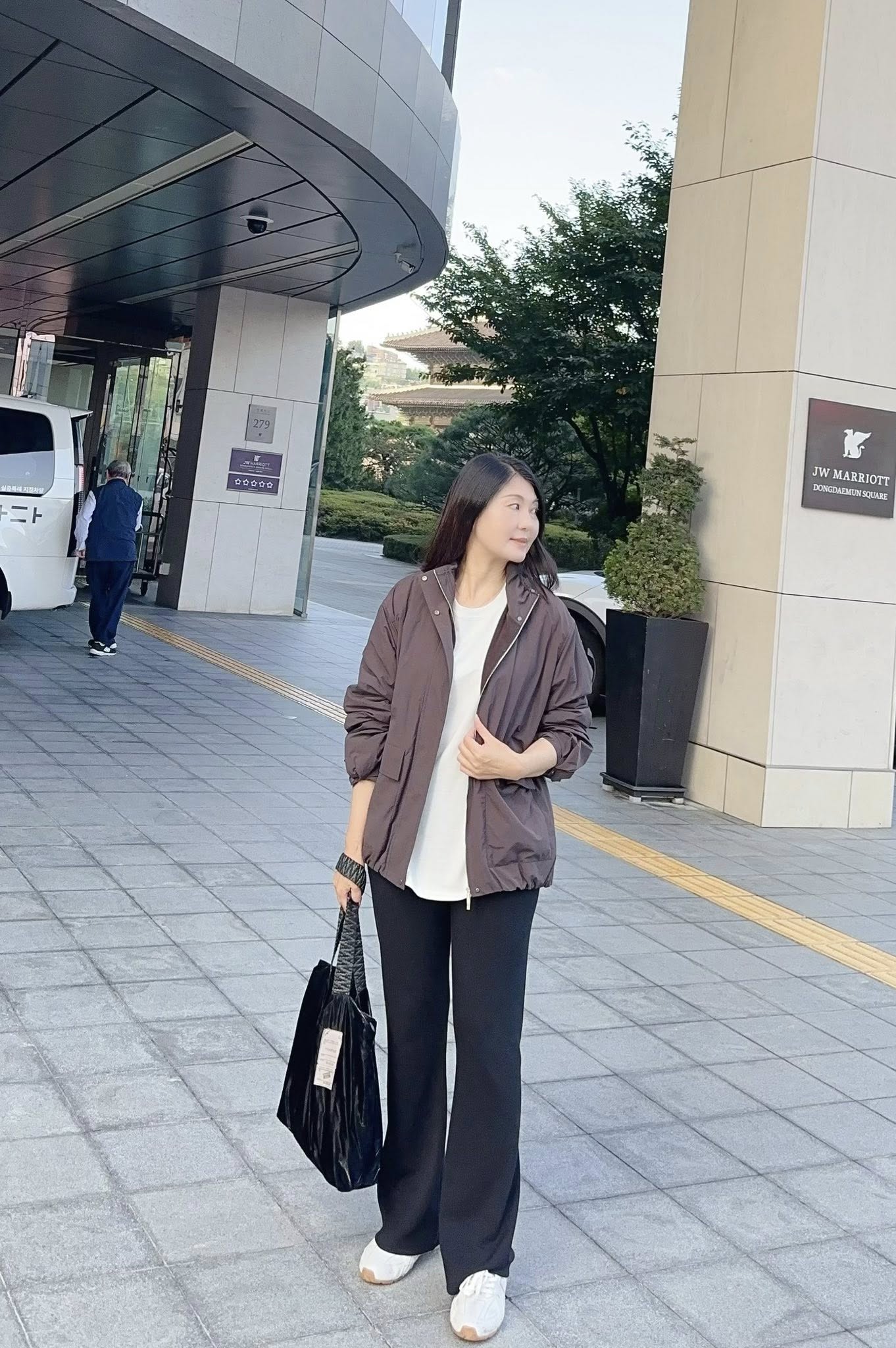 瘦瘦歐膩百搭長袖素色TEE