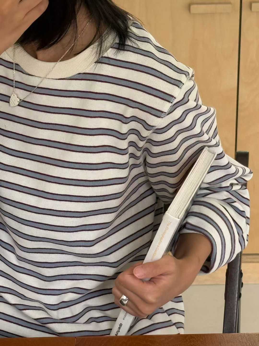 B129.復古風撞色條紋TEE
