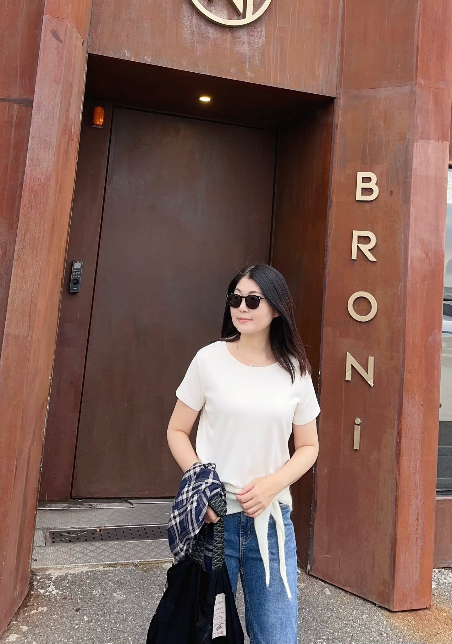 秋日必備自在磨毛短袖面膜TEE