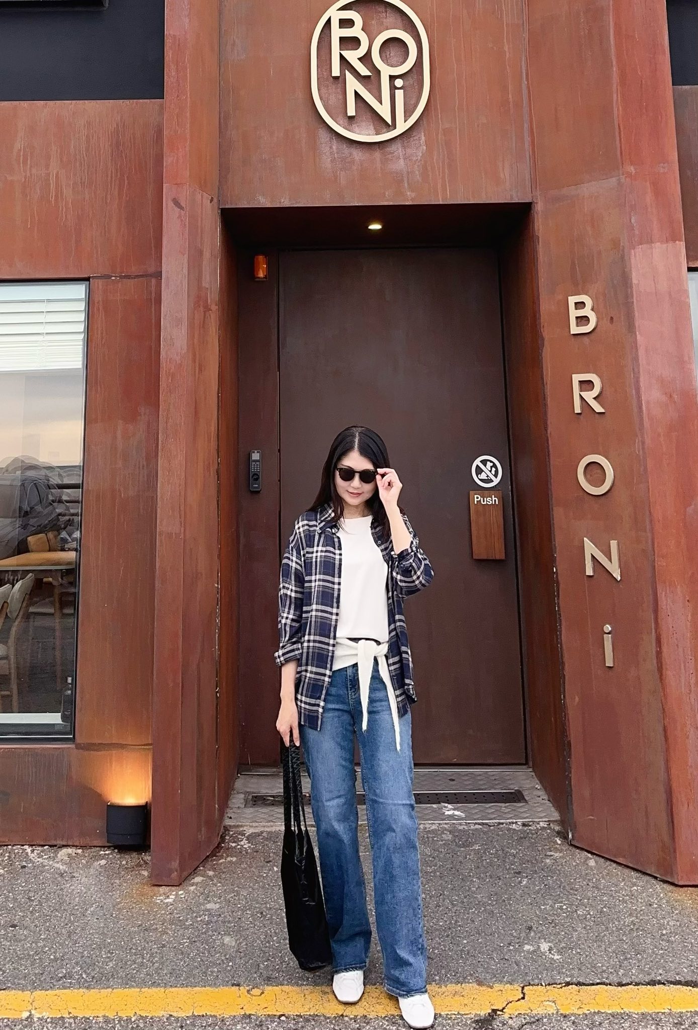 秋日必備自在磨毛短袖面膜TEE