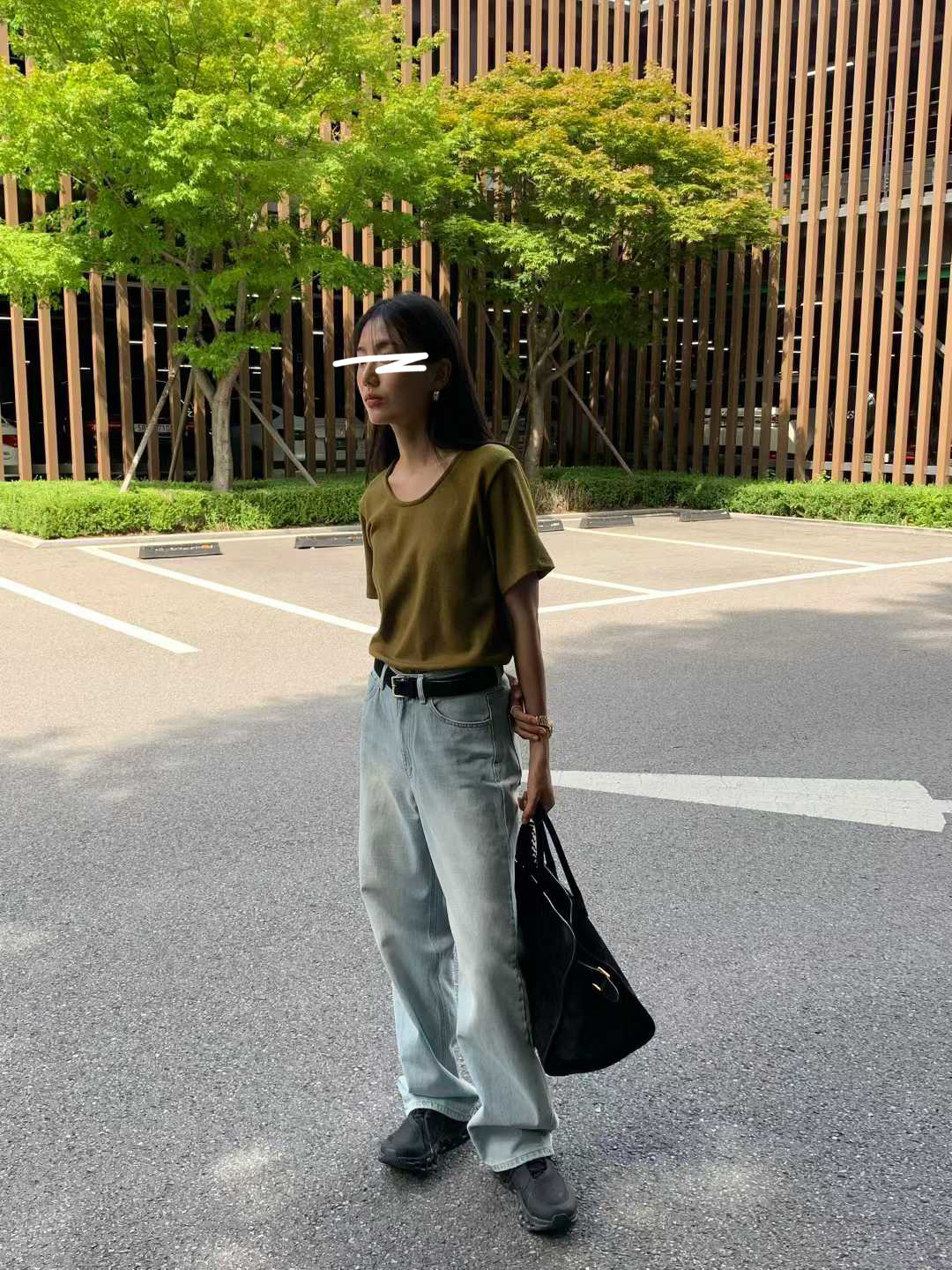 B26.清爽家U領短袖TEE