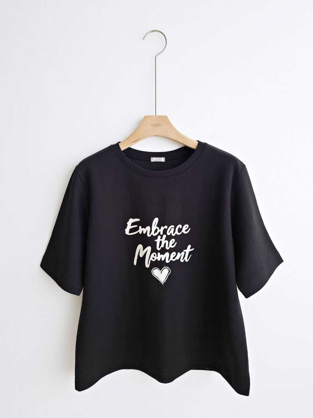 A11.英文愛心磨毛短袖TEE