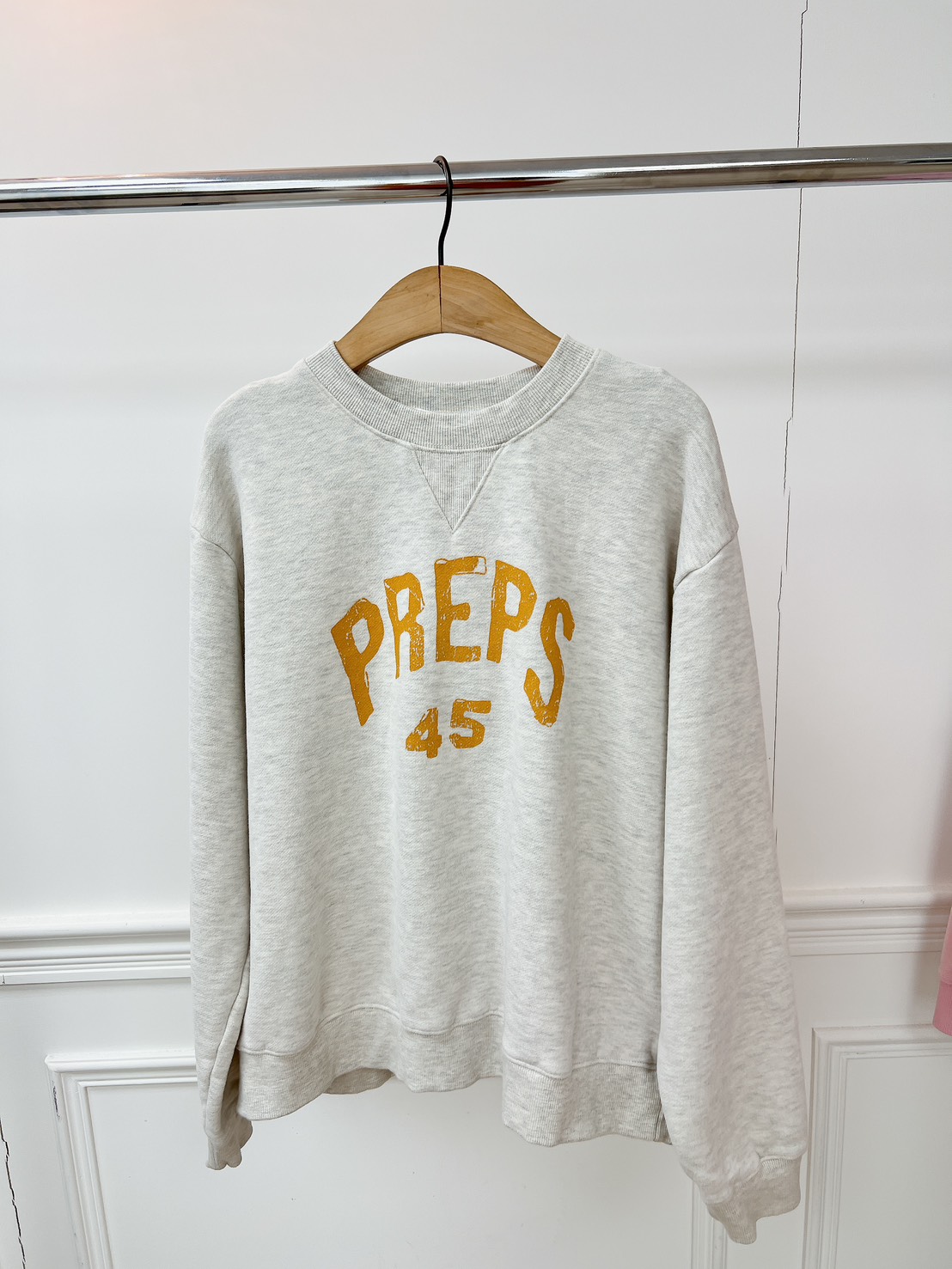 A26.卜派家PREPS45刷毛大學TEE