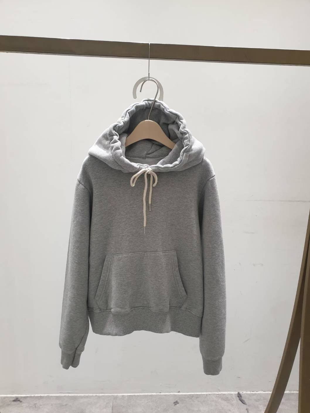 A28.卜派家連帽印字舒適大學TEE