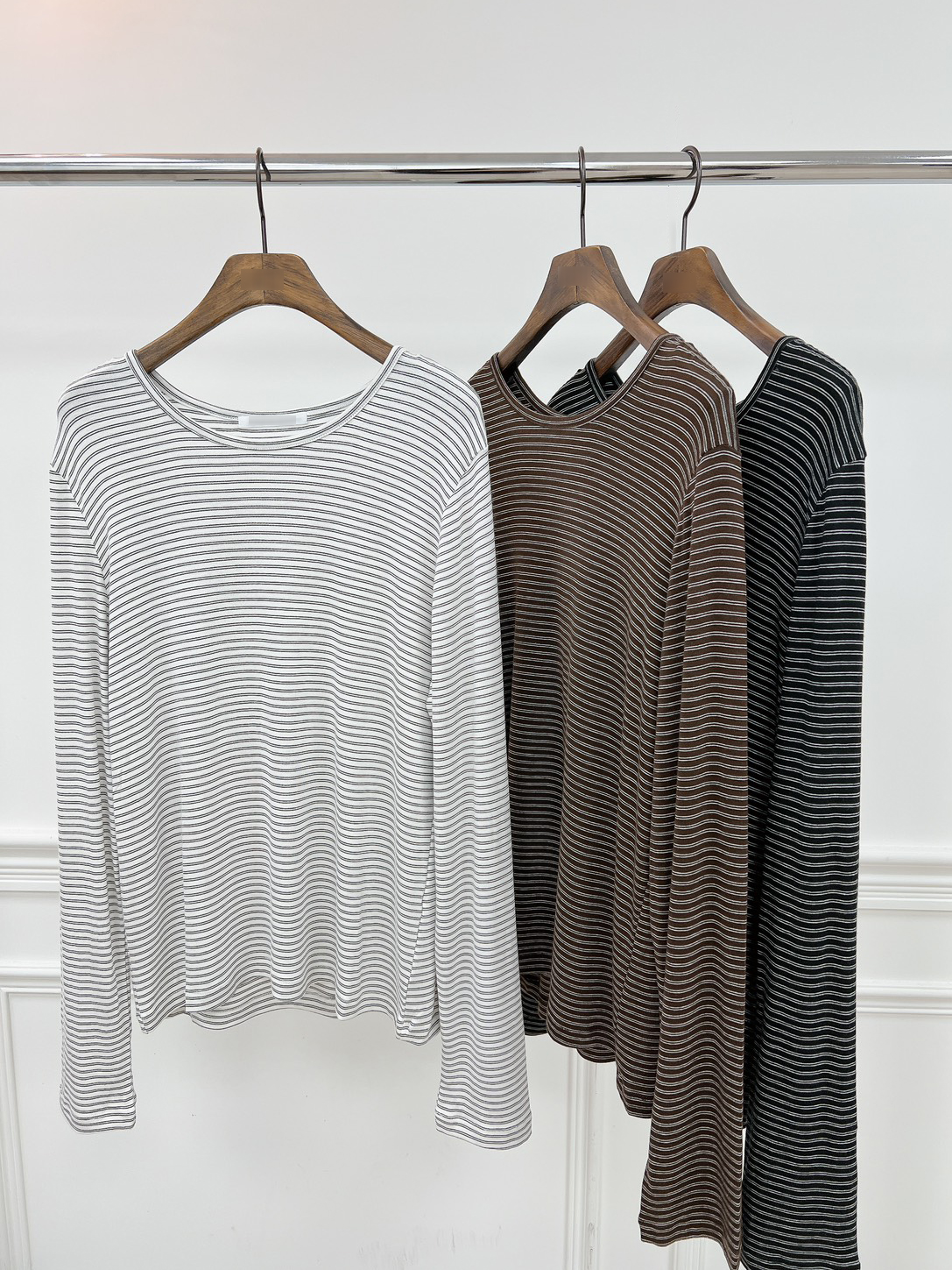 B24.好感系女孩零失誤條紋TEE