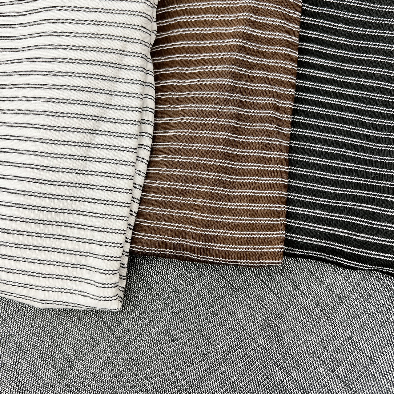 好感系女孩零失誤條紋TEE