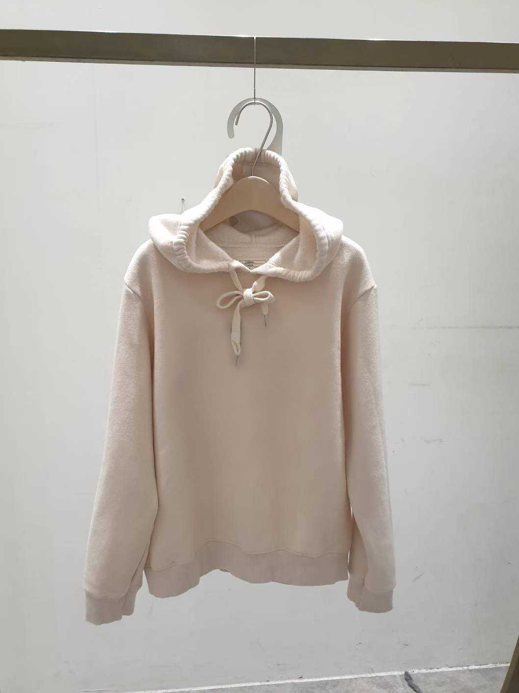 B24.卜派家人氣款舒適連帽大學TEE