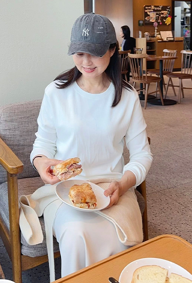 B28.自信好穿彈Q素面長袖TEE