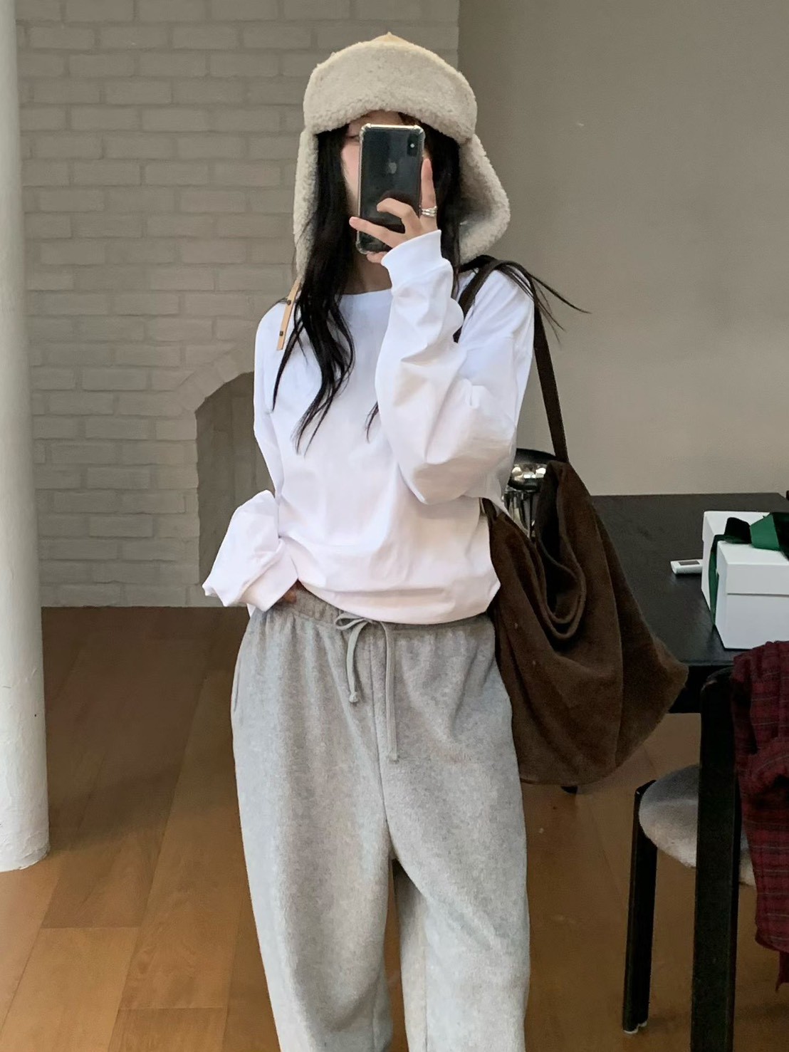 A05.小V家舒適內搭圓領棉TEE