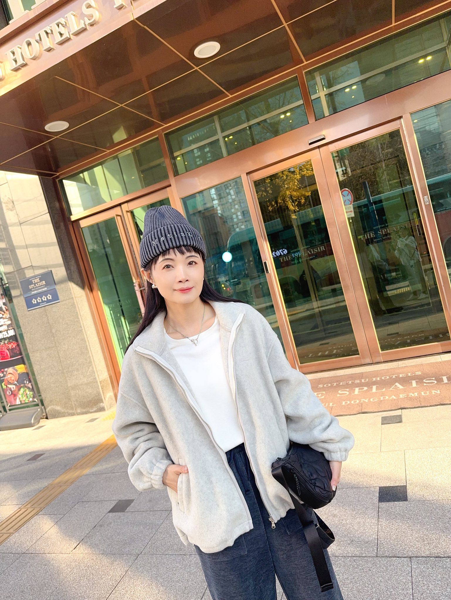 A114.百搭推薦內磨毛肩線前移上衣(厚款)