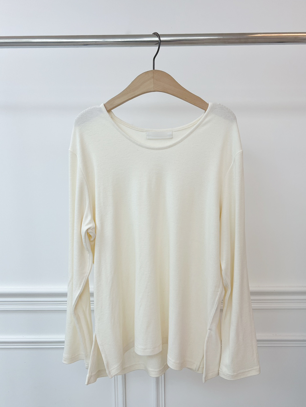 B26.冬季百搭大圓領開衩上衣