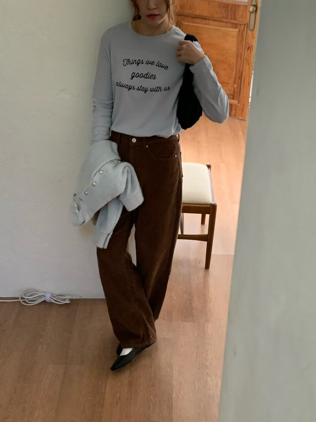 A69.日常莫蘭迪英文草寫TEE