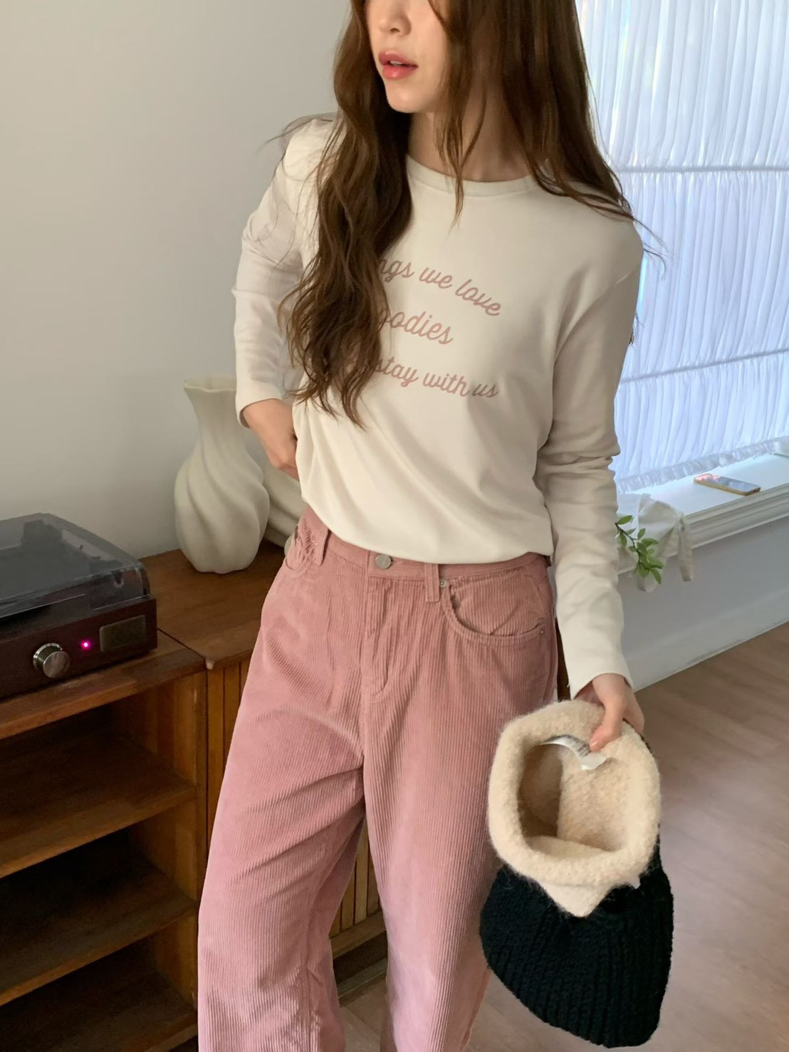 A69.日常莫蘭迪英文草寫TEE