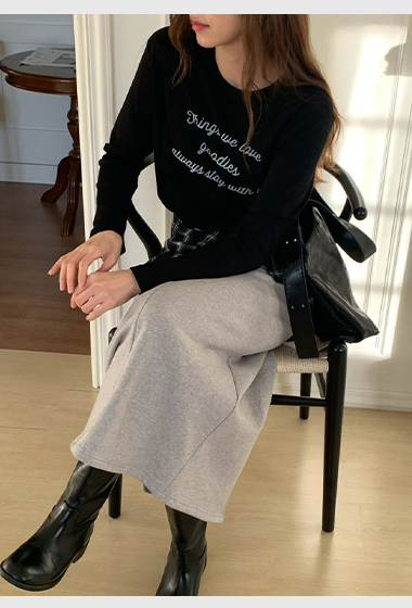 A69.日常莫蘭迪英文草寫TEE