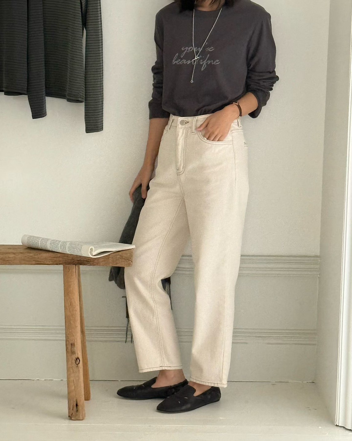 B06.日常冬季英文草寫TEE