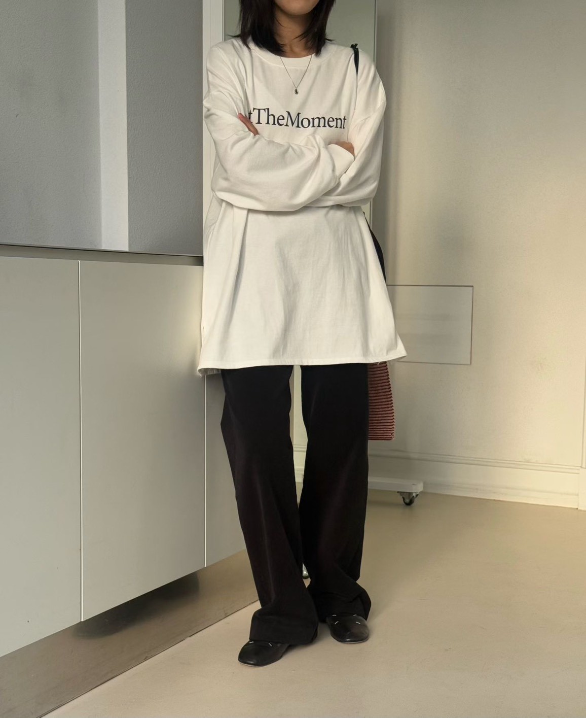 B13.AT The Moment長版TEE