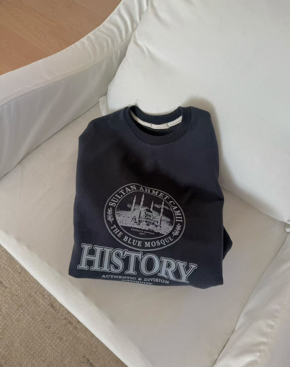 B12.古蹟History刷毛大學TEE
