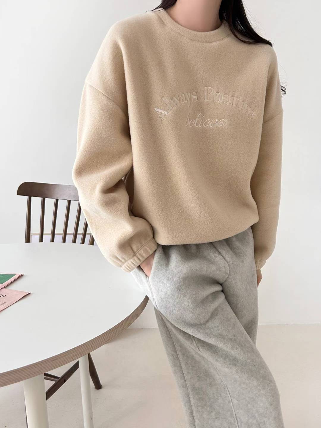 A14.Always Positive絨面縮口TEE