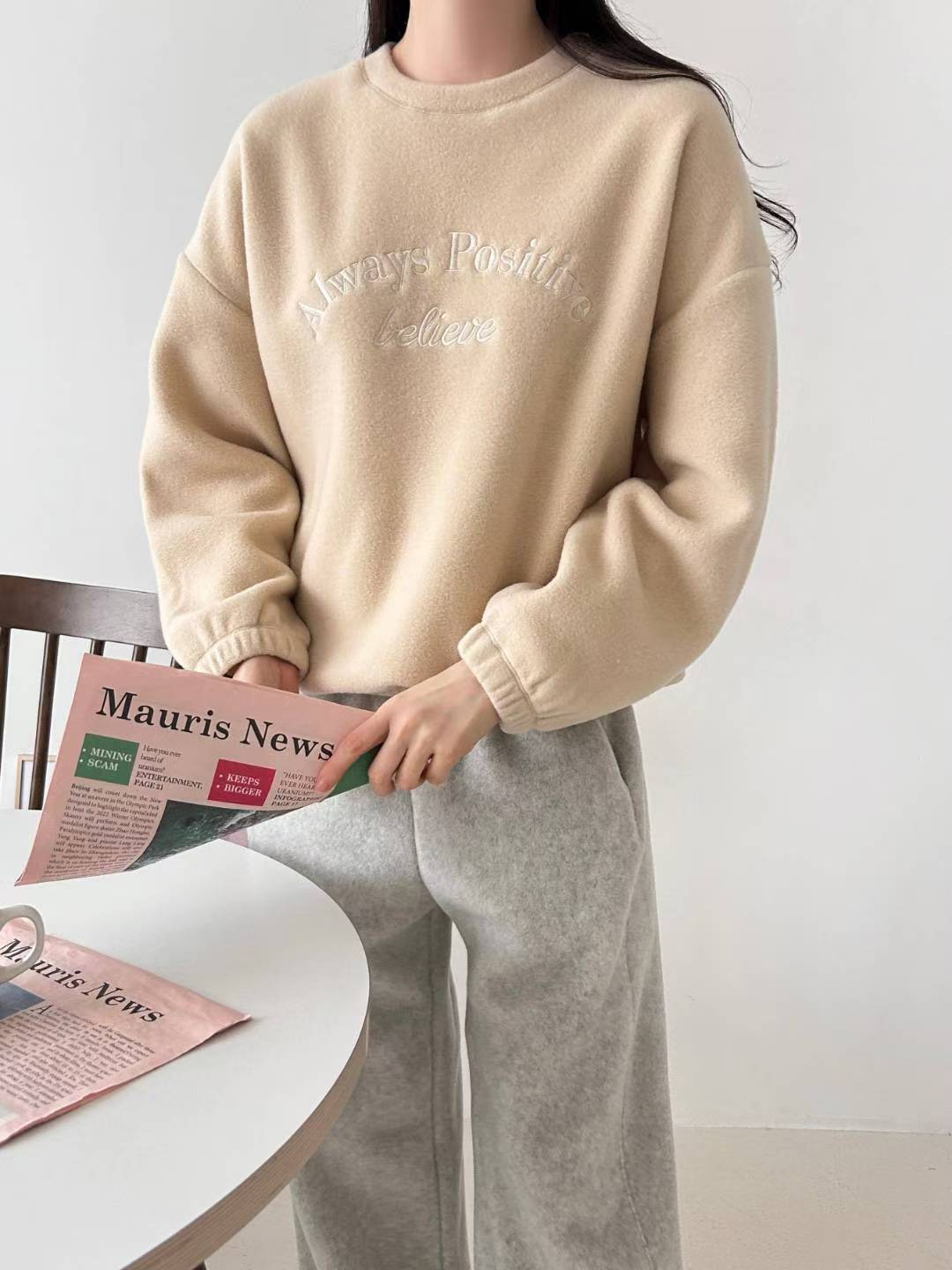 A14.Always Positive絨面縮口TEE