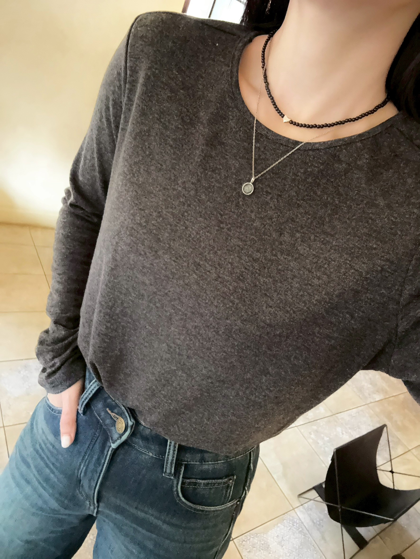 A14.百搭內磨毛顯瘦肩前移TEE