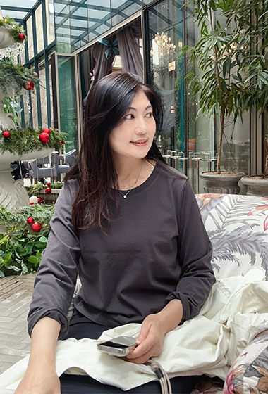 B77.秀氣女孩細緻圓領TEE