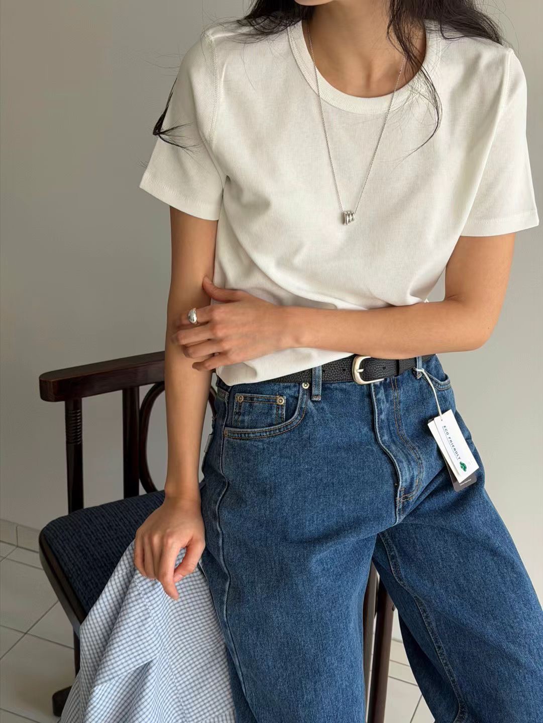 B21.瘦瘦歐膩圓領素色短TEE