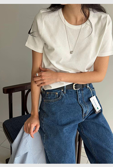 B21.瘦瘦歐膩圓領素色短TEE