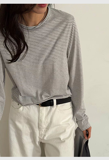 B23.瘦瘦歐膩日常細條紋TEE