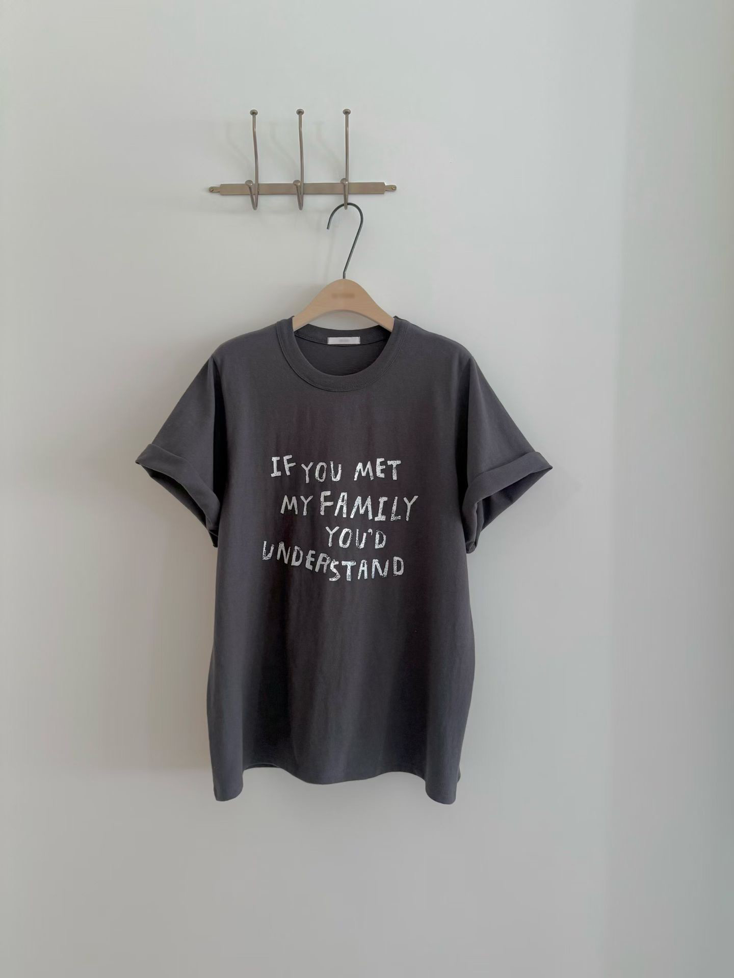 B39.手繪印字寬鬆TEE