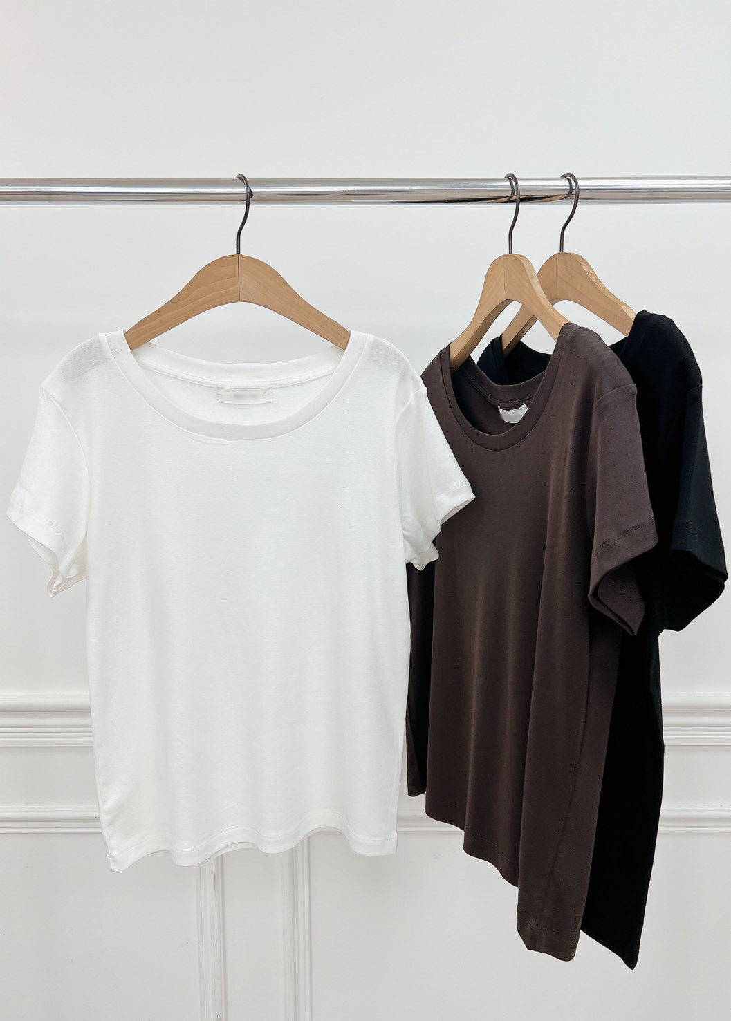 A04.日常素面大圓領彈性短袖TEE