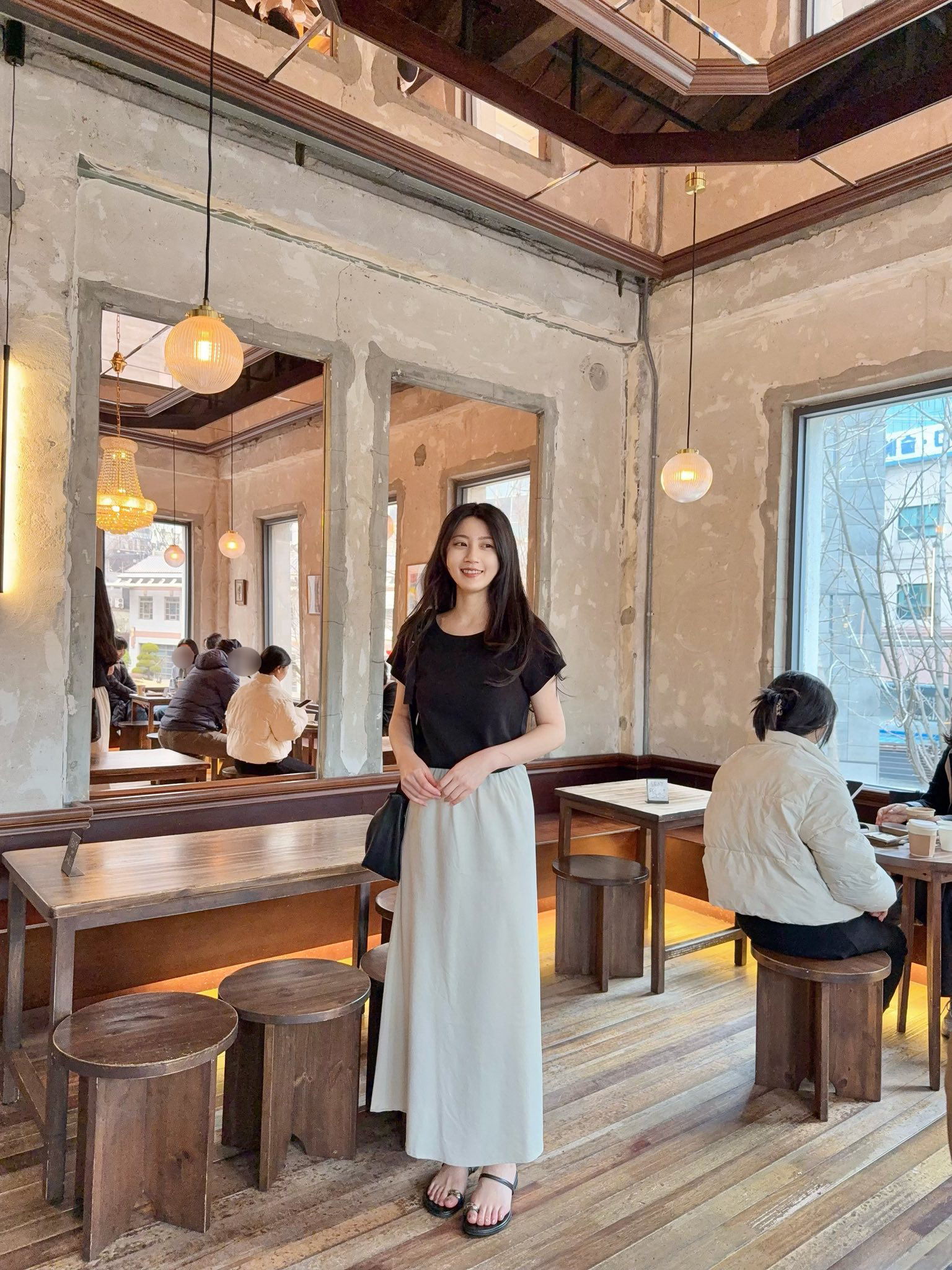 日常素面大圓領彈性短袖TEE