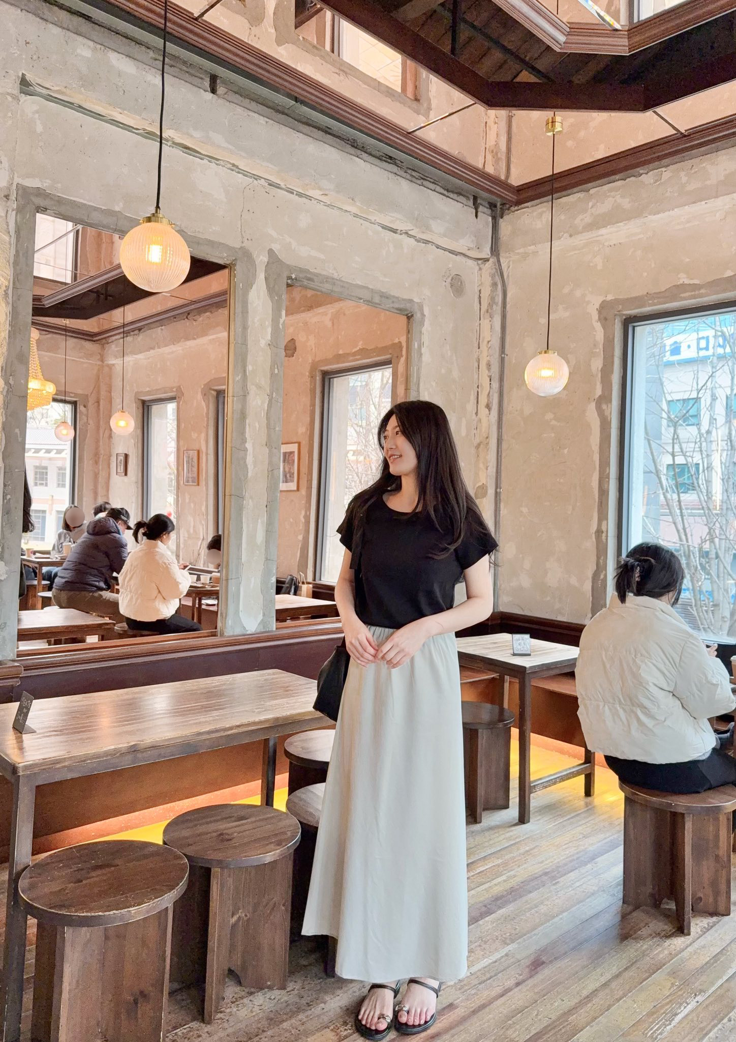 日常素面大圓領彈性短袖TEE