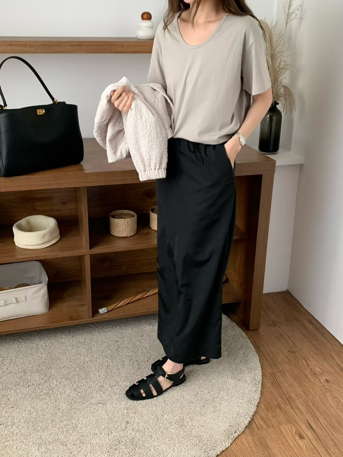 B58.糖果女孩U領彈Q素色TEE