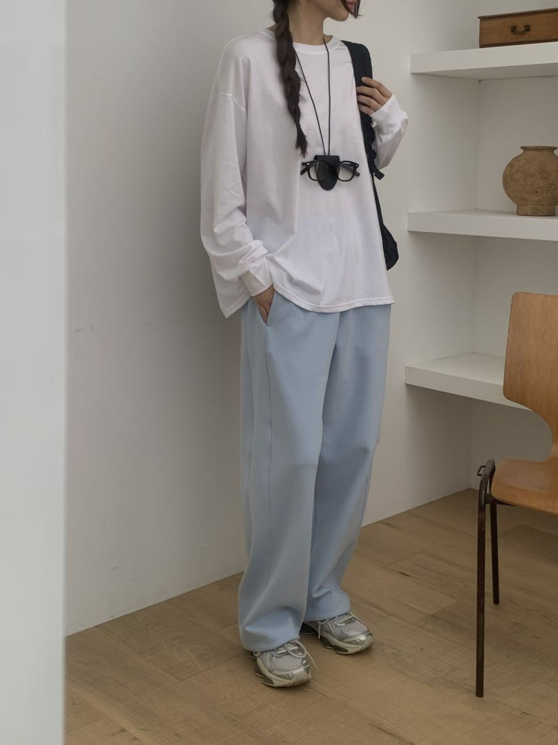 B65.小臉歐膩後直排印字TEE