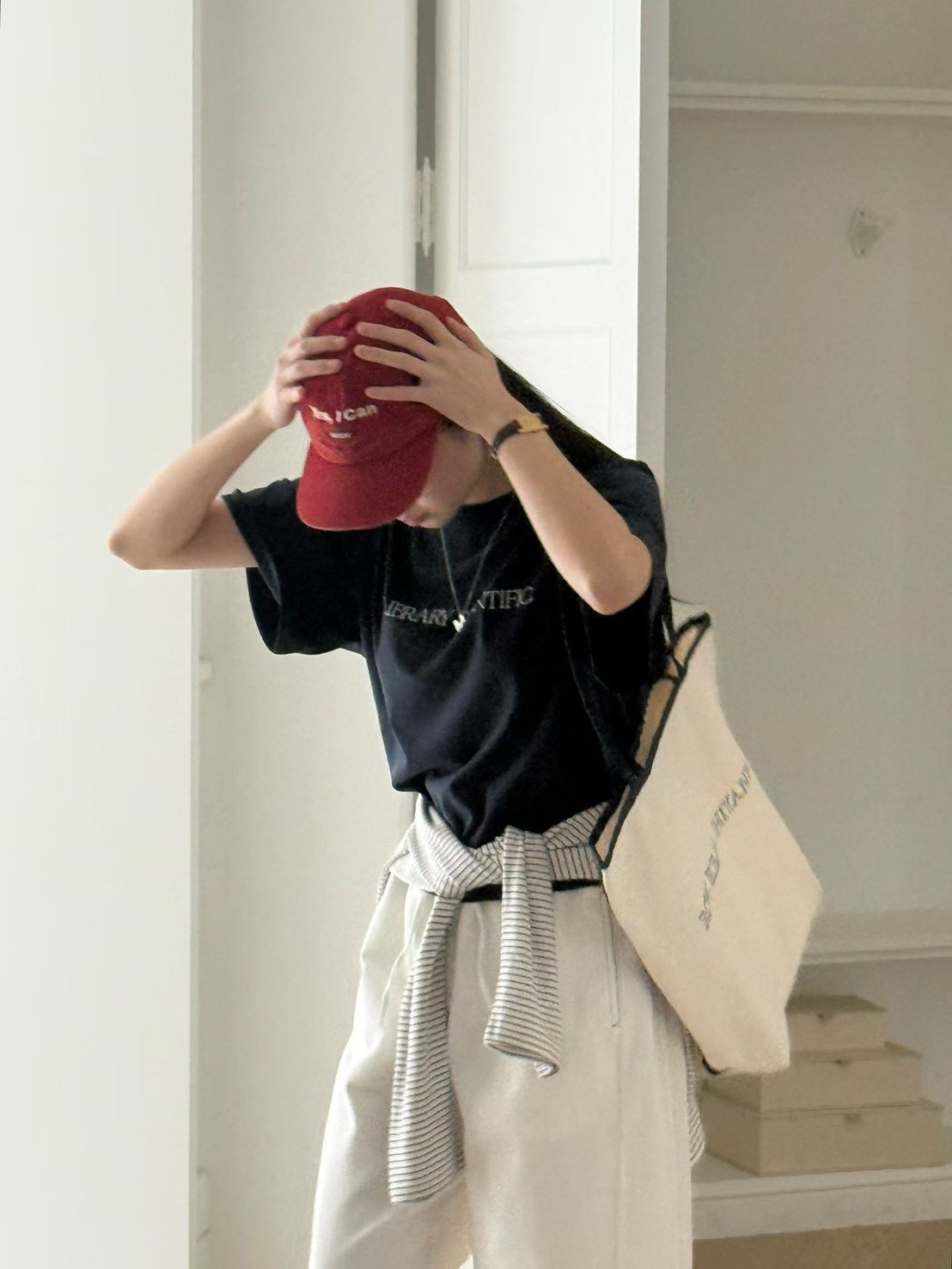 B03.LIBRARY SCIENTIFIC短袖TEE