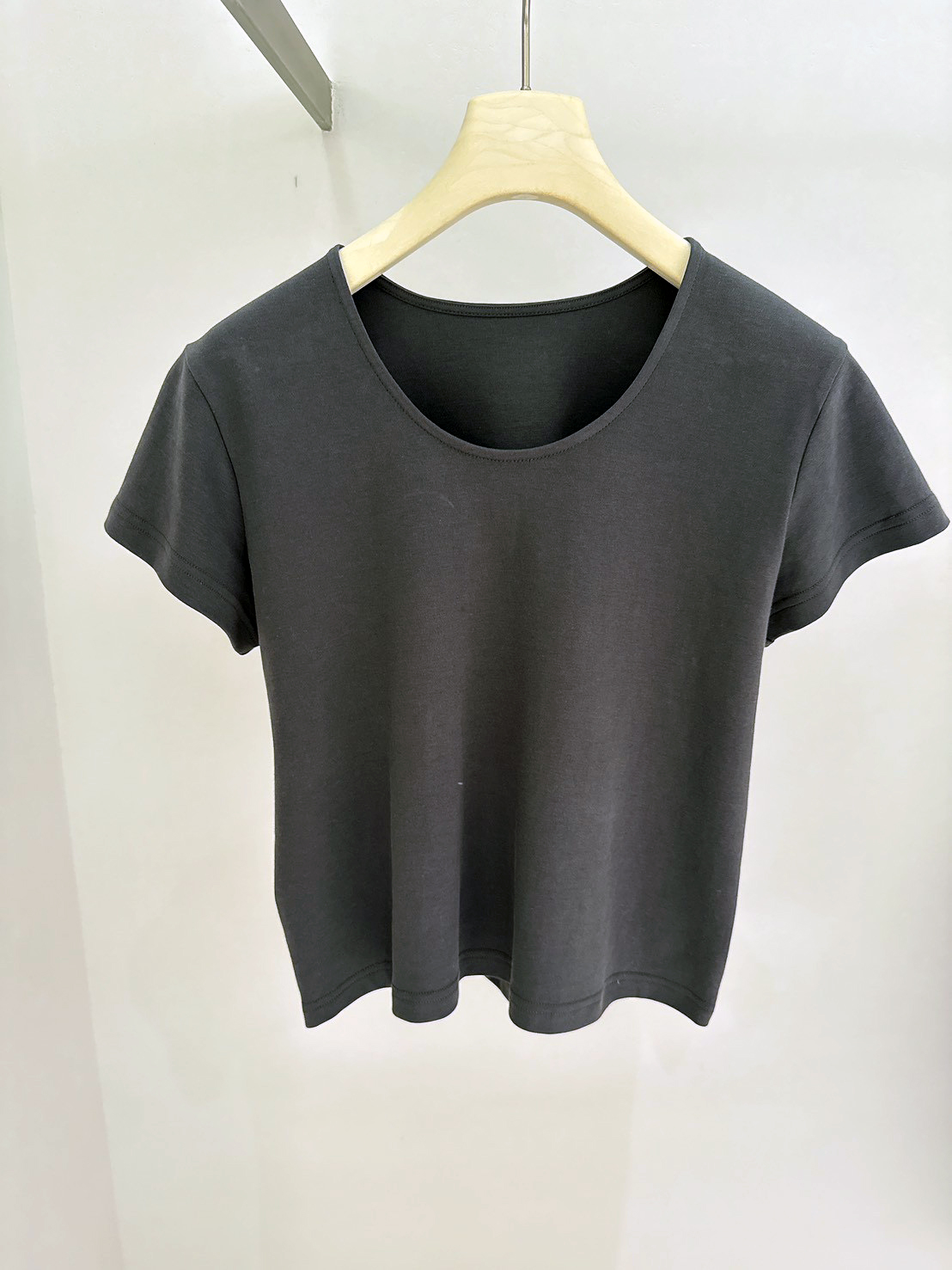 A11.日常U領彈性素TEE