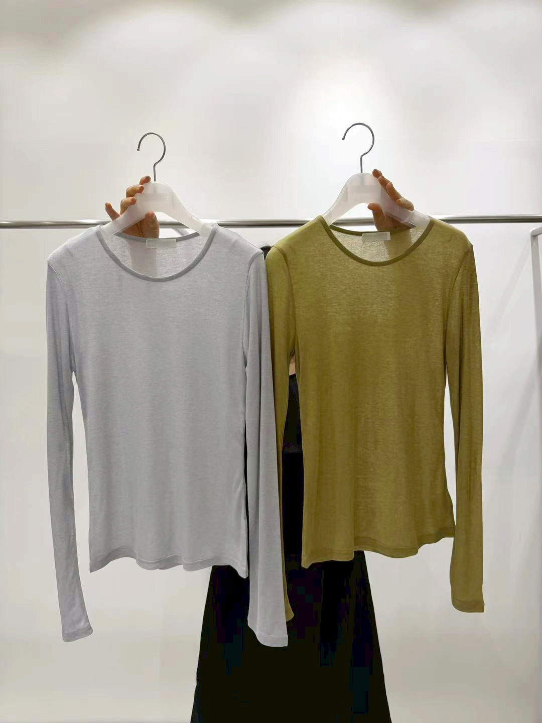 B09.質感家莫蘭迪圓領薄長袖